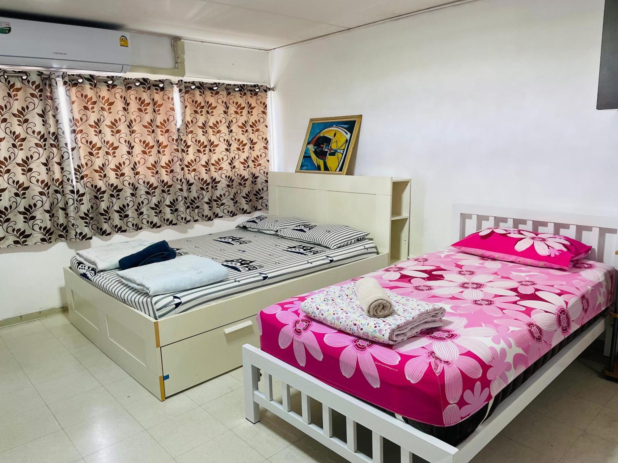 Apartment Muangthong C3,c4near Impact