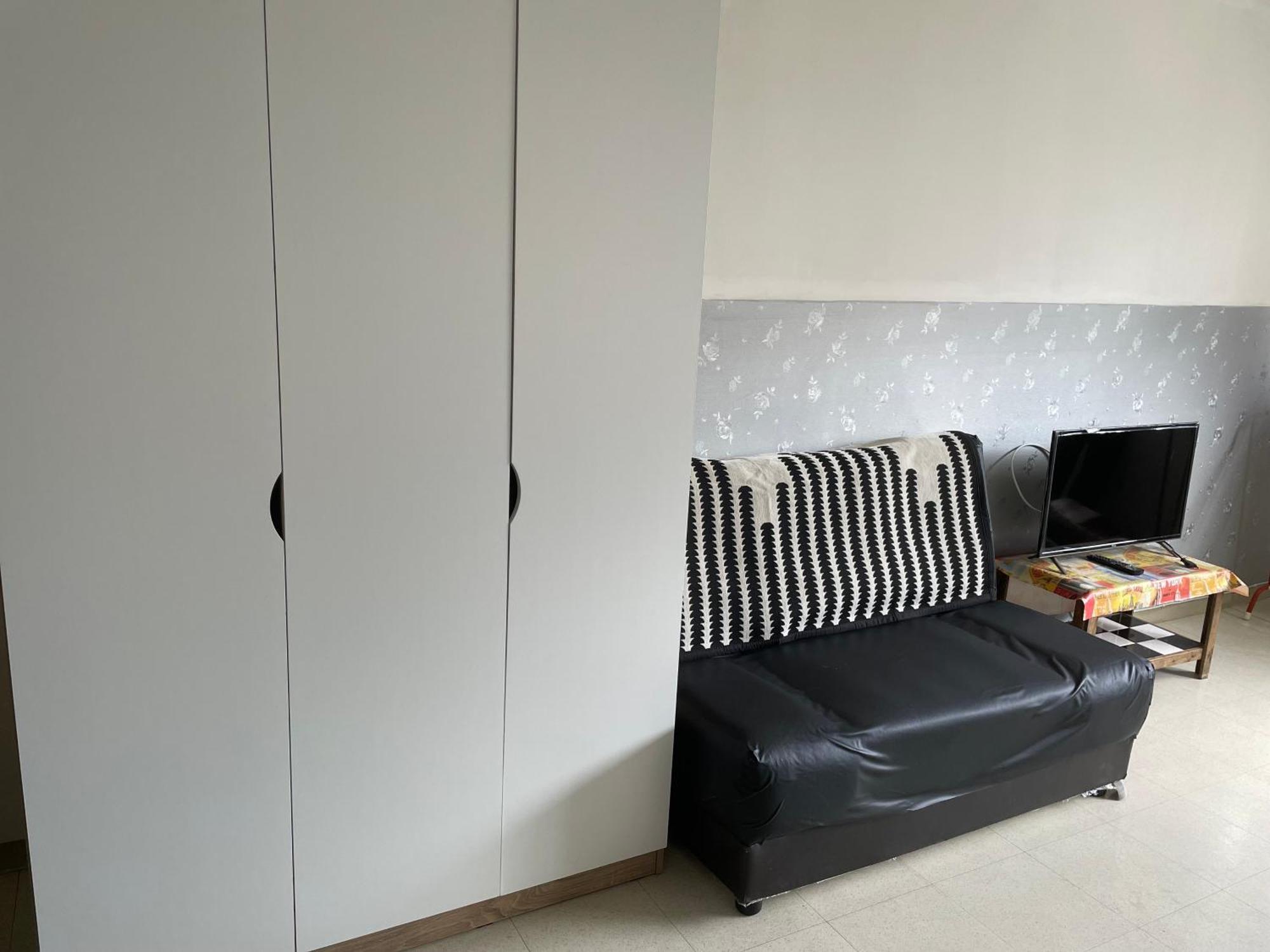Apartment Muangthong C3,c4near Impact Nonthaburi