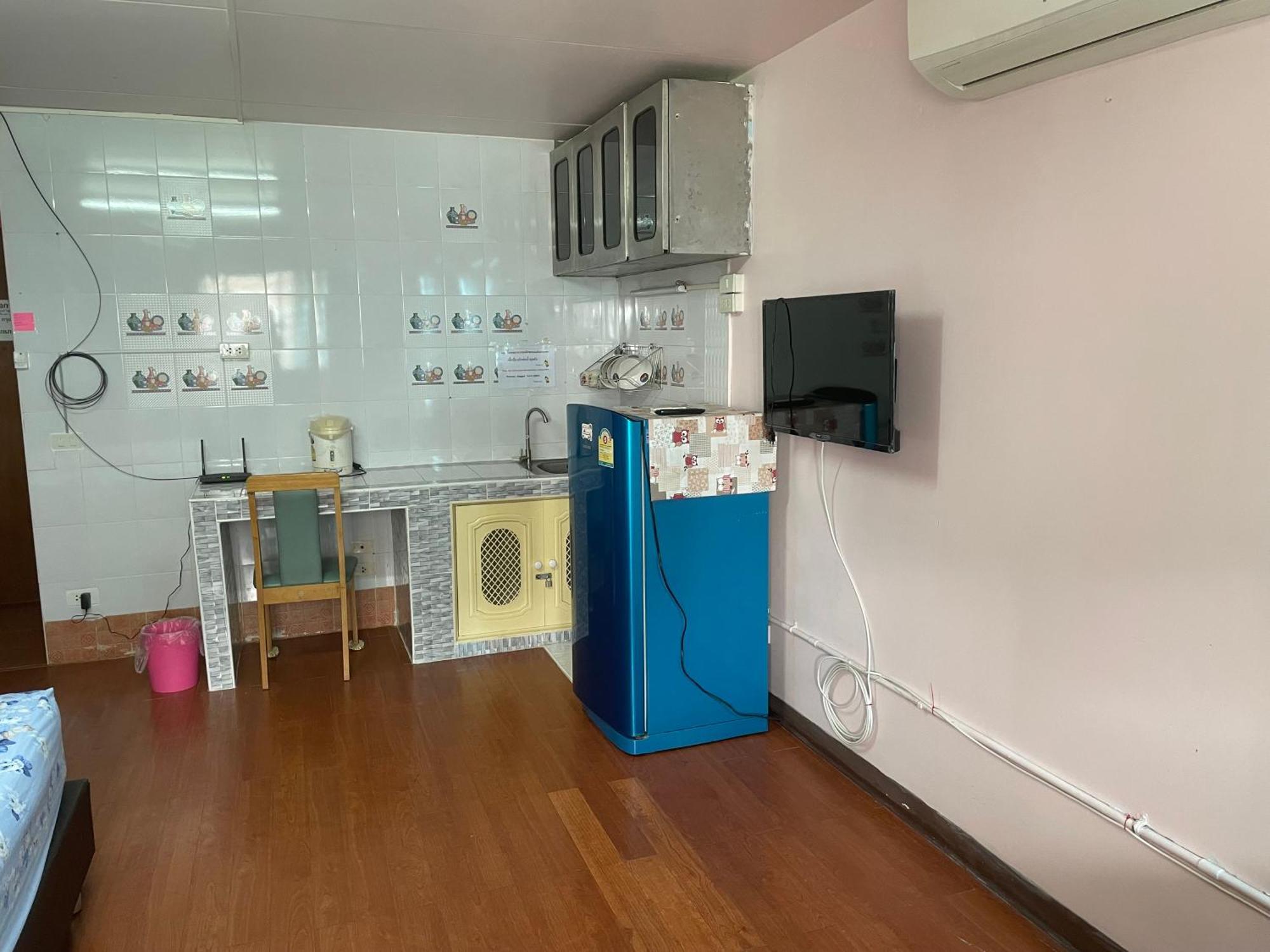 Muangthong C3,c4near Impact Apartment