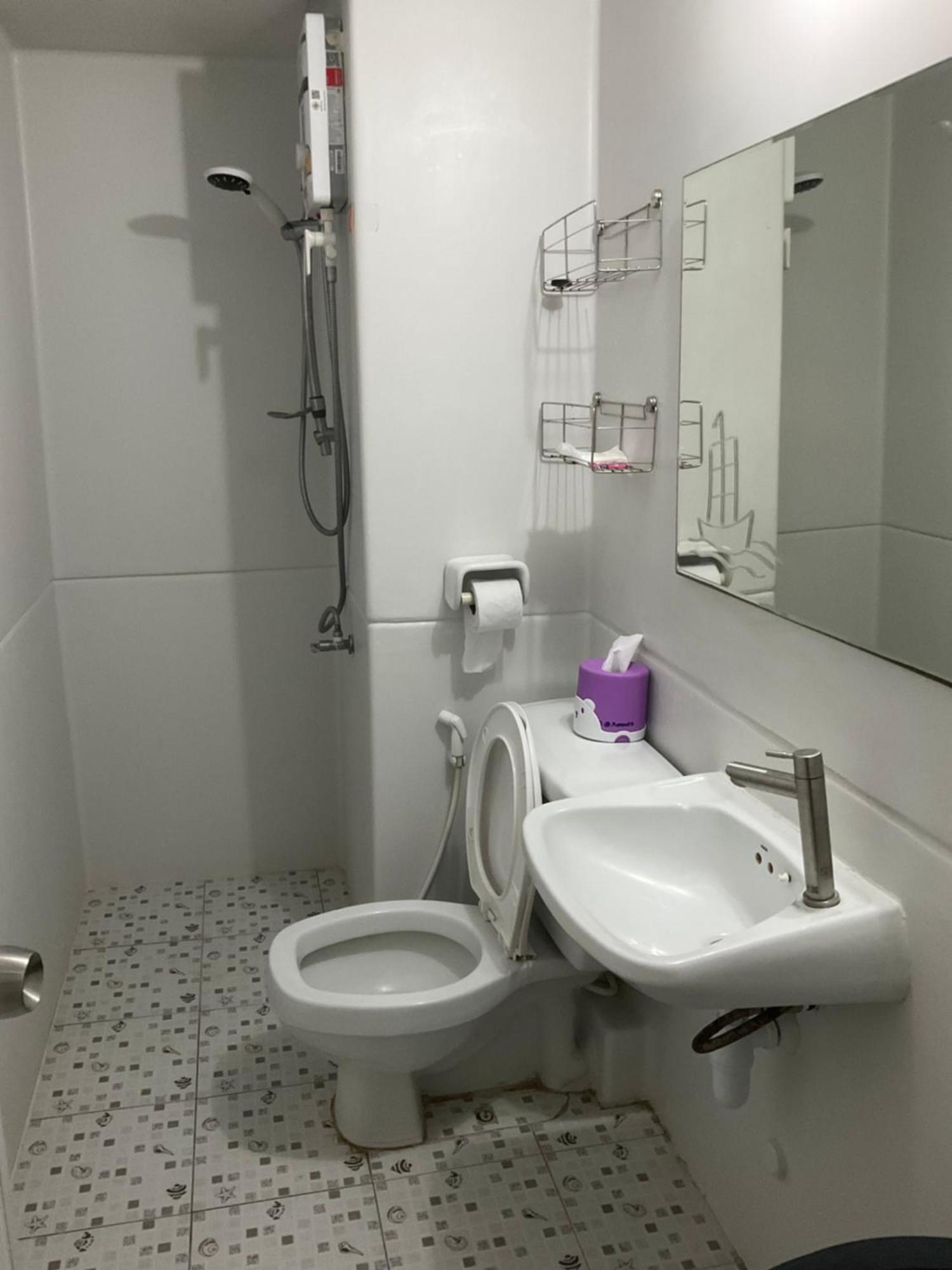 Apartment Muangthong C3,c4near Impact *